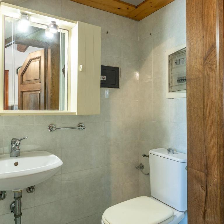 GuestHost - Comfy and Elegant Two-Storey House - Appartamento con 2 Camere da Letto - 19