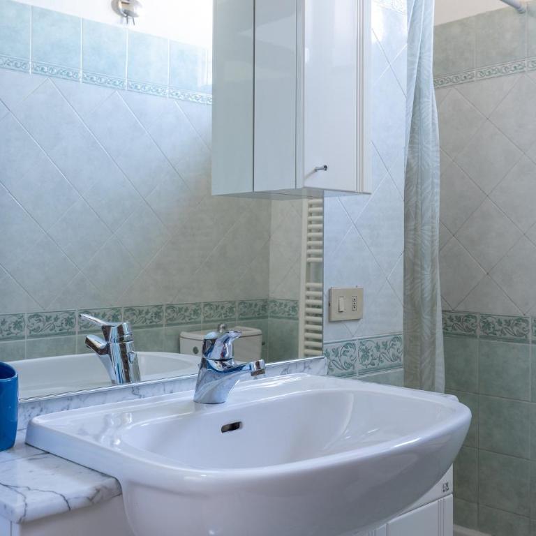GuestHost - Comfy and Elegant Two-Storey House - Appartamento con 2 Camere da Letto - 17