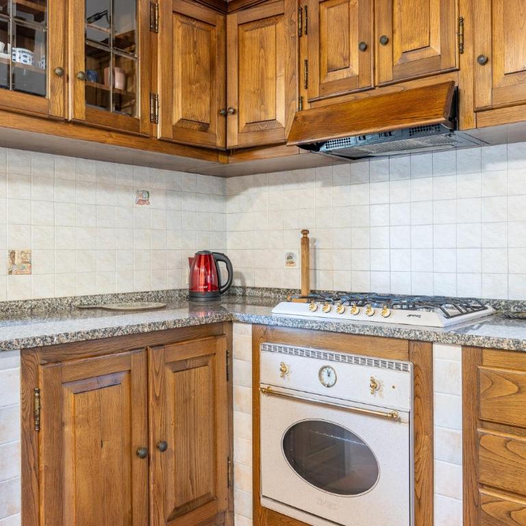 GuestHost - Comfy and Elegant Two-Storey House - Appartamento con 2 Camere da Letto - 10