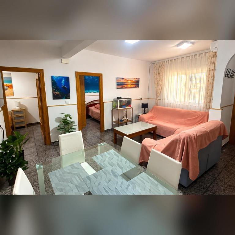 Casa Soto -Ubicacion privilegiada-Aparcamiento en tu puerta y acceso rapido a Servicios- Playas y Lugares de Interes- Netflix-Disney Plus-Prime-Full Sports TV - Haus mit 3 Schlafzimmern - 31