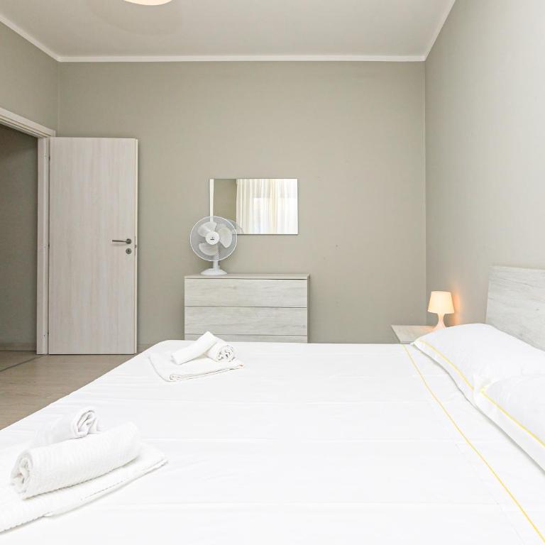 Apartments in Palazzo San Paolo with balconies by ML WHITE HOUSE - Appartamento con 2 Camere da Letto e Balcone - 3