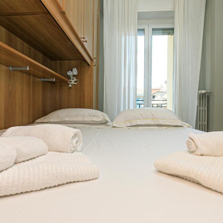 Apartments in Palazzo San Paolo with balconies by ML WHITE HOUSE - Appartamento con 2 Camere da Letto e Balcone - 1