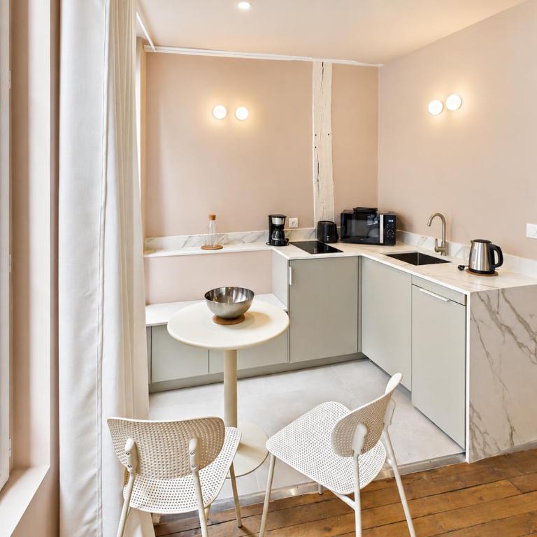 Maison LARIVEY 21 - Studio Apartment with One Double Bed - 12