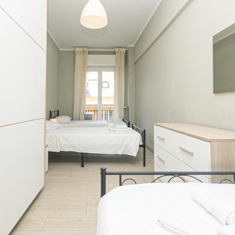 Apartments in Palazzo San Paolo with balconies by ML WHITE HOUSE - Appartamento Deluxe con 2 Camere da Letto e Balcone - 12
