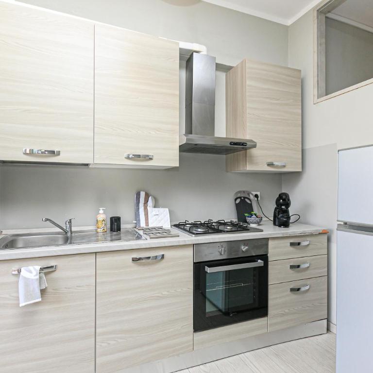 Apartments in Palazzo San Paolo with balconies by ML WHITE HOUSE - Appartamento Deluxe con 2 Camere da Letto e Balcone - 16