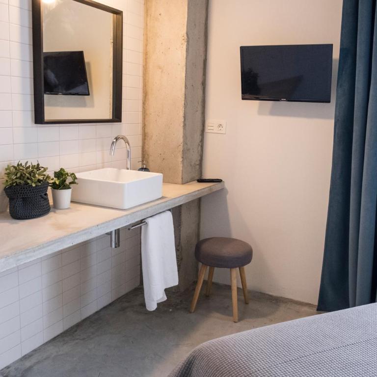 Talo Urban Rooms - Habitación Doble con terraza - 7