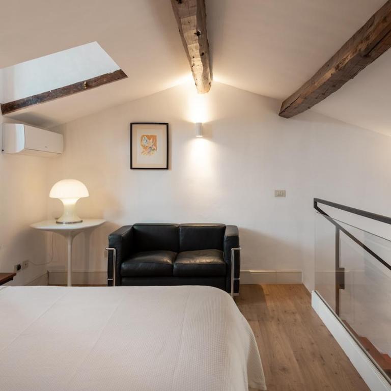 Loft with panoramic terrace overlooking the rooftops of Florence - Appartamento con 2 Camere da Letto - 10