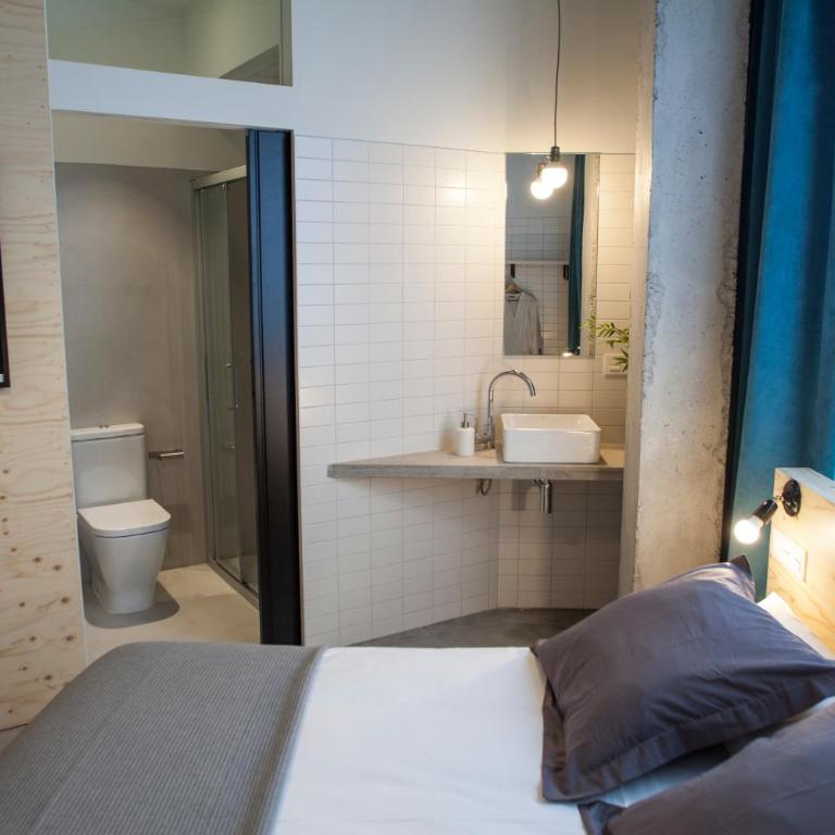 Talo Urban Rooms - Habitación Doble con baño privado - 1 o 2 camas - 5