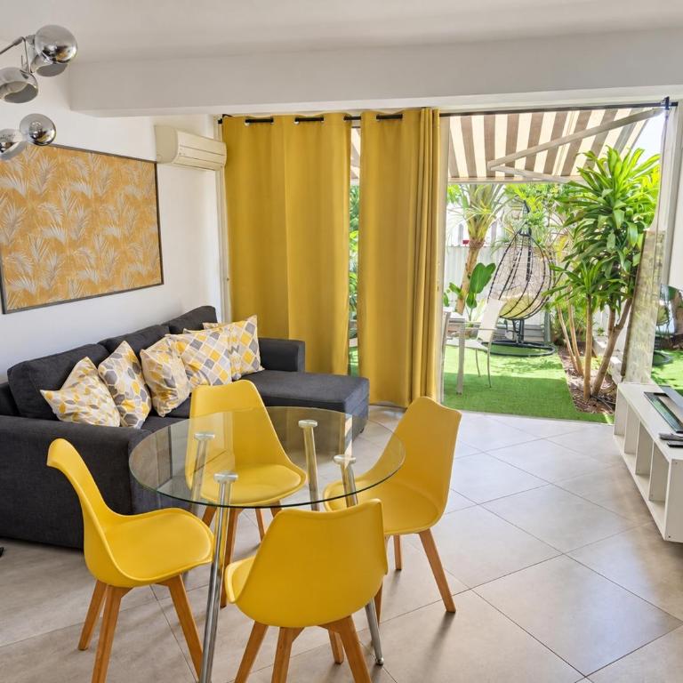 Pool View Yard Bungalow - Casa - 9
