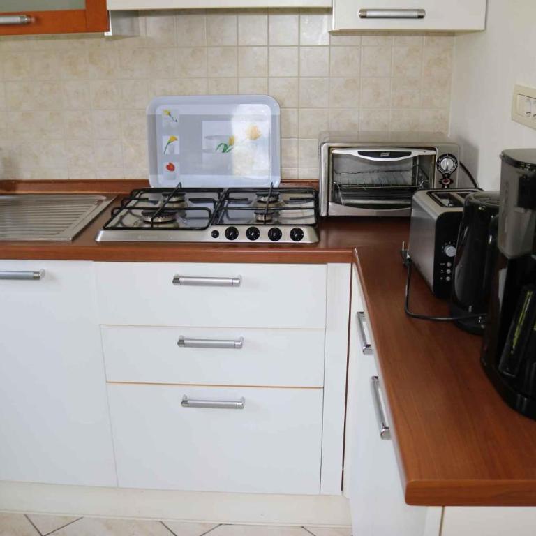 Apartment with Pool in Bardolino-Gardasee 57775 - Appartamento - 2