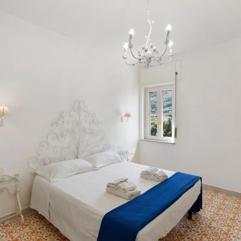 Anna & Roberto Suite Sorrento - Habitación Cuádruple con ducha - 16