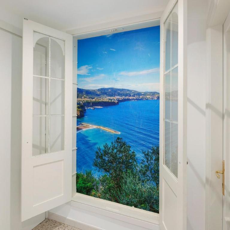 Anna & Roberto Suite Sorrento - Habitación Cuádruple con ducha - 24