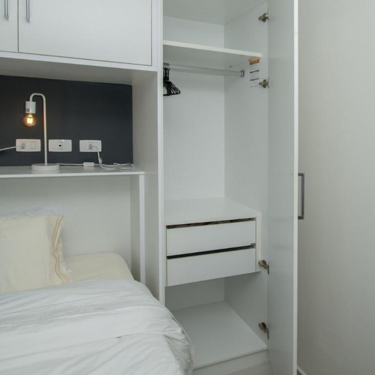 Business Stay with Fast Wi-Fi Pool and Workspace - Apartamento - 17