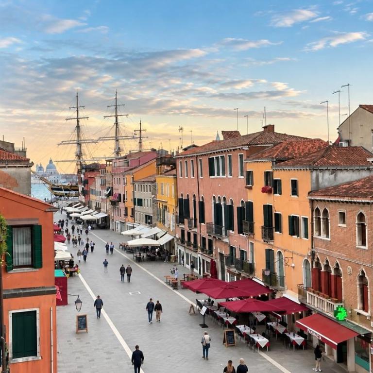 Venetian Rooftop in Via Garibaldi by Ca-Sa Check - Appartamento - 57
