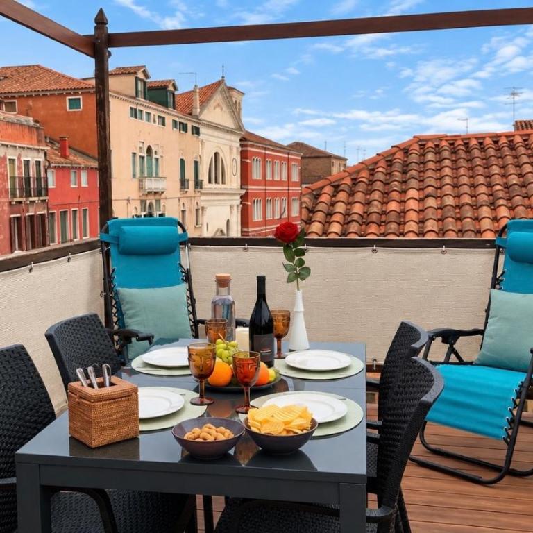 Venetian Rooftop in Via Garibaldi by Ca-Sa Check - Appartamento - 59