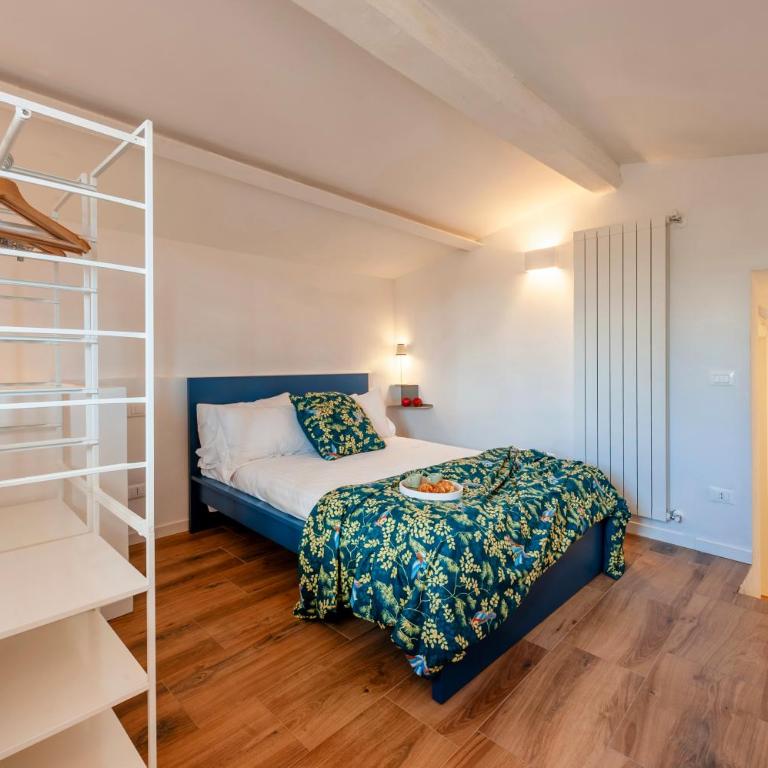 Duomo 10 minuti - 2 camere - Ascensore - Appartamento con 2 Camere da Letto - 36