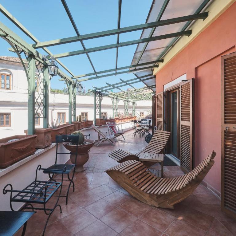 Trevi Terrace Penthouse - Apartment - 54