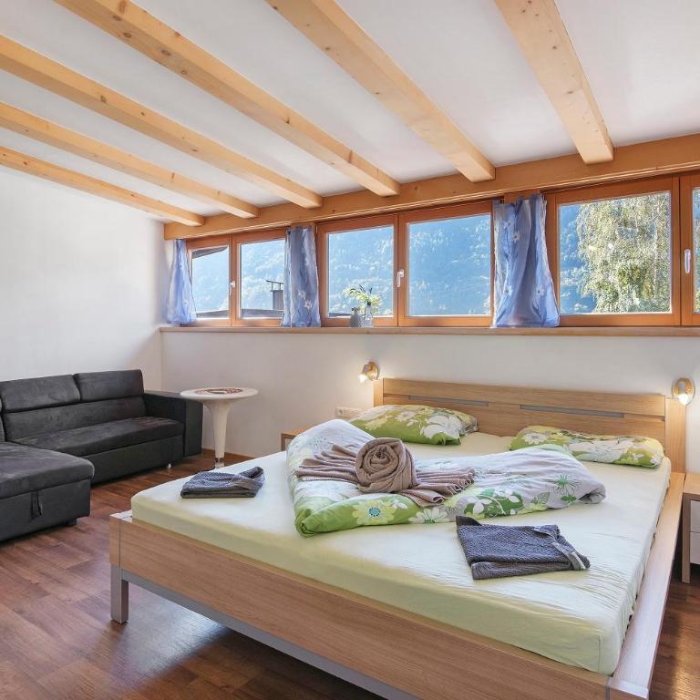 Frelich Apartments - Deluxe-Apartment mit 2 Schlafzimmern und Gartenblick - 1