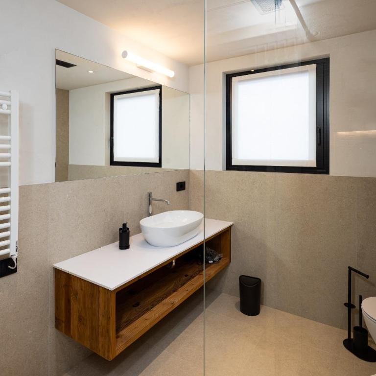 Leba House - One Bedroom Apartment with Garden - 2