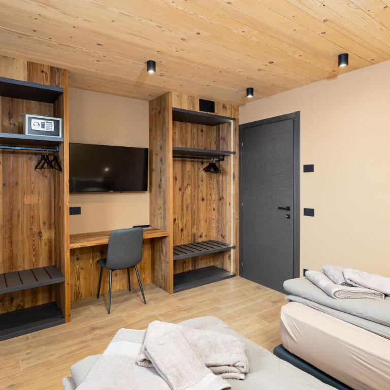 Leba House - One Bedroom Apartment with Garden - 14