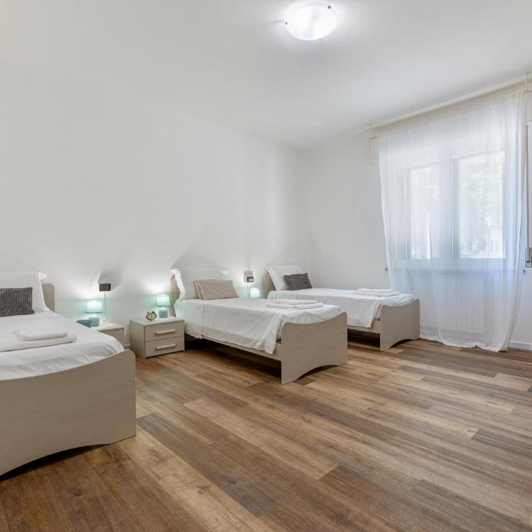 GuestHost - Bright Apartment in Ferrara Center - Appartamento con 3 Camere da Letto - 3