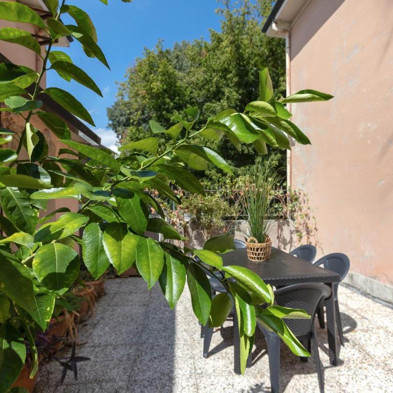 GuestHost - Bright Apartment in Ferrara Center - Appartamento con 3 Camere da Letto - 28