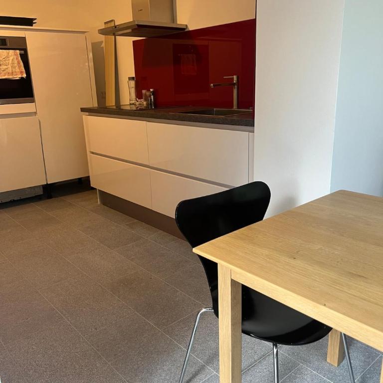 Bright Room with Gym & Balcony near Westpark - Apartamento de 1 dormitorio - 14
