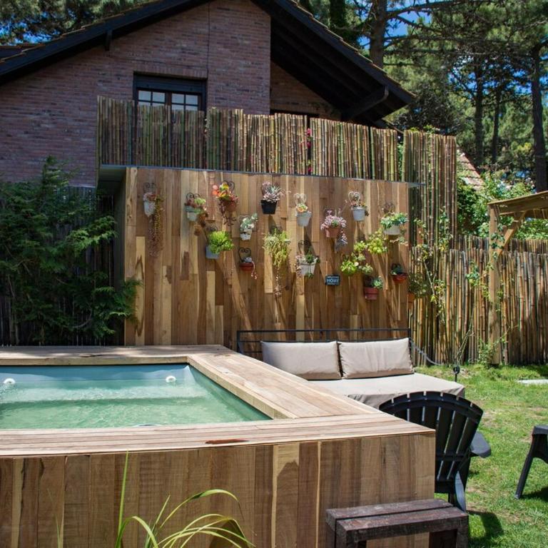 Casa cerca del mar con mini piscina climatizada a estrenar - Casa de 3 dormitorios - 1