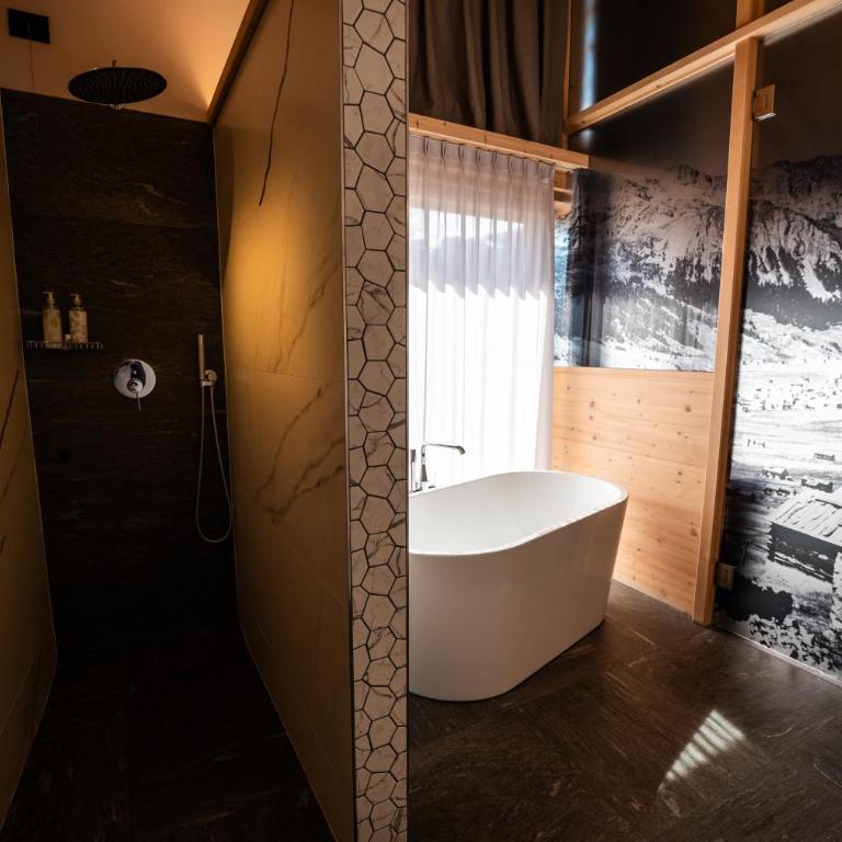 Limes Alpine Rooms - Camera Matrimoniale Deluxe con Balcone - 15