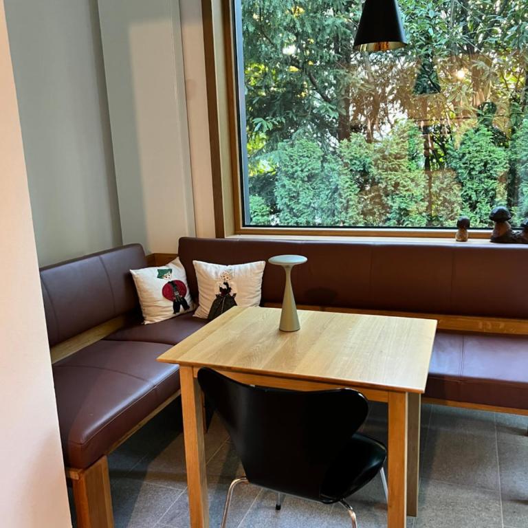 Bright Room with Gym & Balcony near Westpark - Apartamento de 1 dormitorio - 5