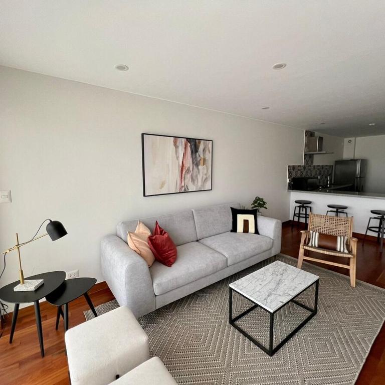Walk to Larcomar Peaceful 7th Floor Flat AC - Apartamento - 2 niveles - 9