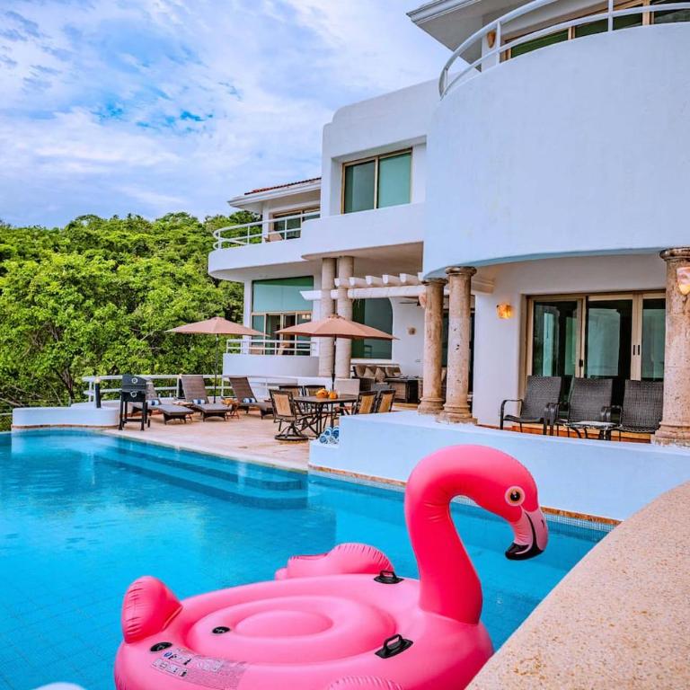 Heated Pool, Chef, Barman & Full Staff Sleeps 30 - Villa - 14