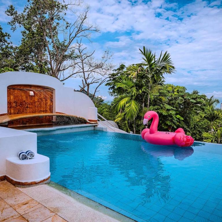 Heated Pool, Chef, Barman & Full Staff Sleeps 30 - Villa - 26