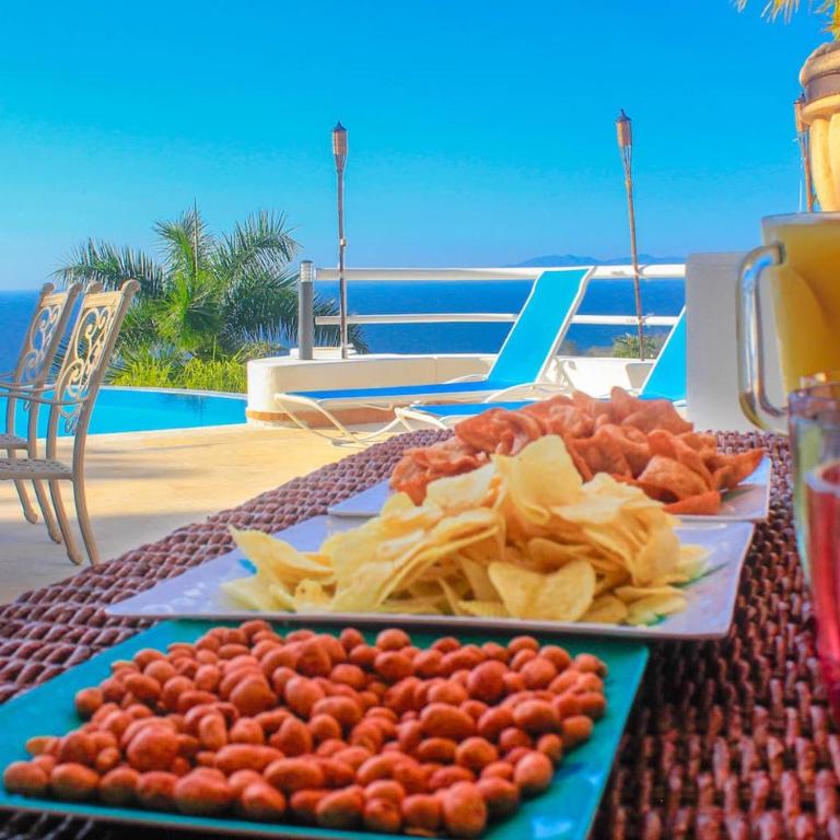 Heated Pool, Chef, Barman & Full Staff Sleeps 30 - Villa - 42