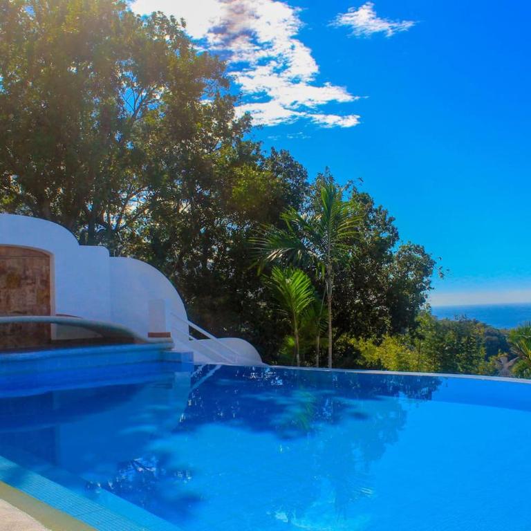 Heated Pool, Chef, Barman & Full Staff Sleeps 30 - Villa - 47