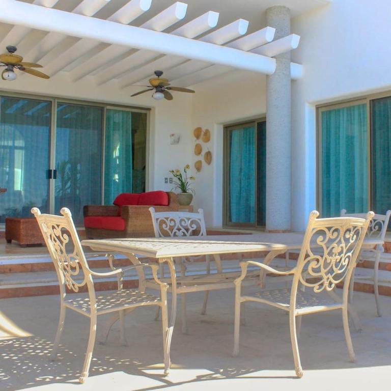 Heated Pool, Chef, Barman & Full Staff Sleeps 30 - Villa - 51