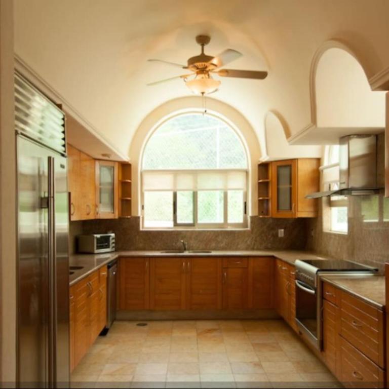 Heated Pool, Chef, Barman & Full Staff Sleeps 30 - Villa - 67
