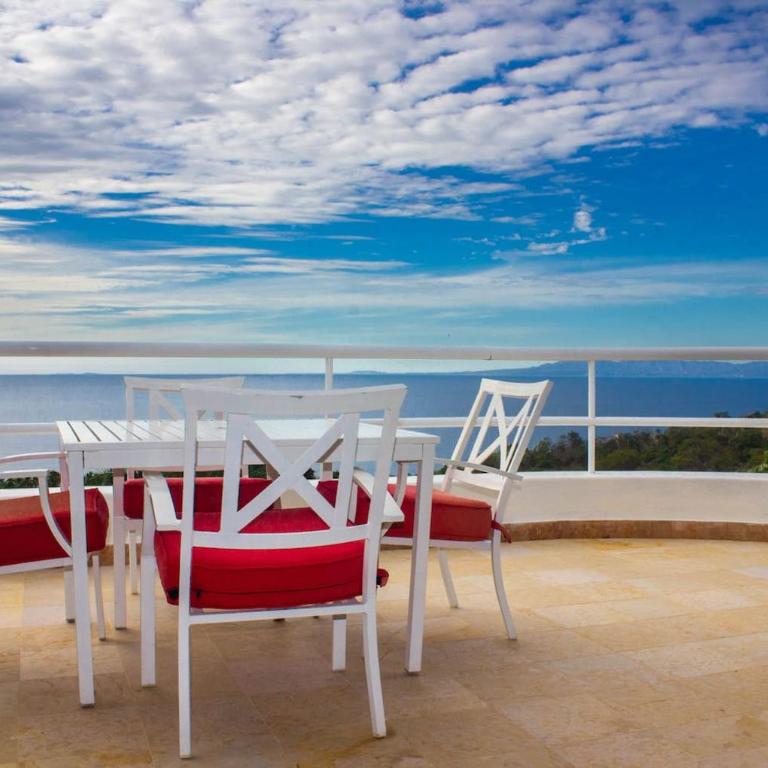 Heated Pool, Chef, Barman & Full Staff Sleeps 30 - Villa - 81