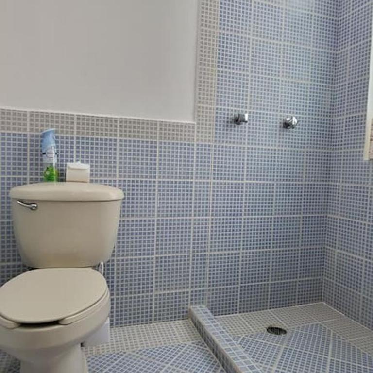 Villa w Heated Pool, Sleeps 30, Walk to Beach - Villa - 57