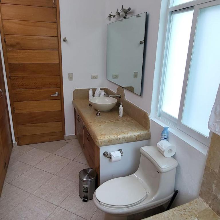 Villa w Heated Pool, Sleeps 30, Walk to Beach - Villa - 63