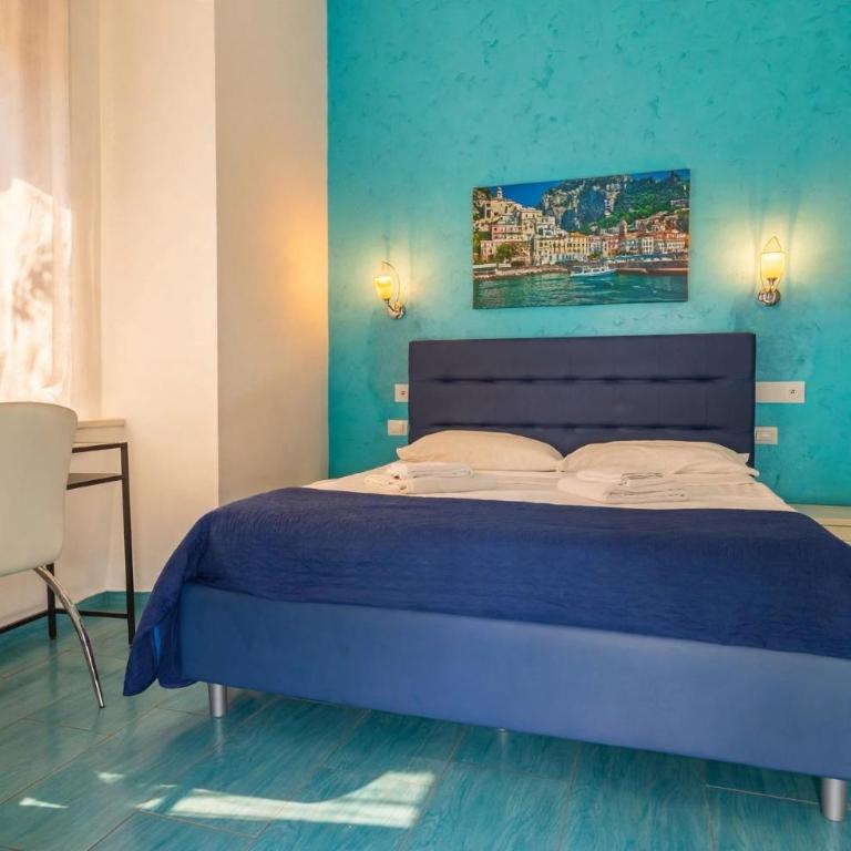 MergellinaResort - Superior King Room - 3
