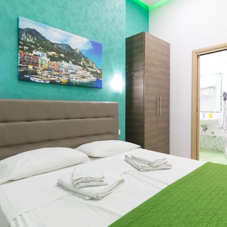 MergellinaResort - Standard Double Room - 5
