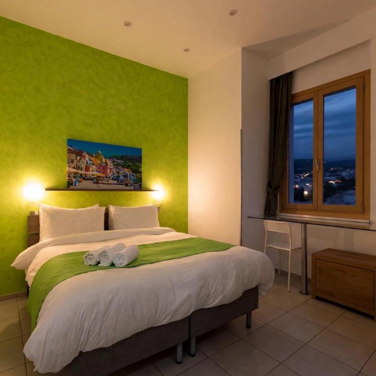 MergellinaResort - Standard Double Room - 4