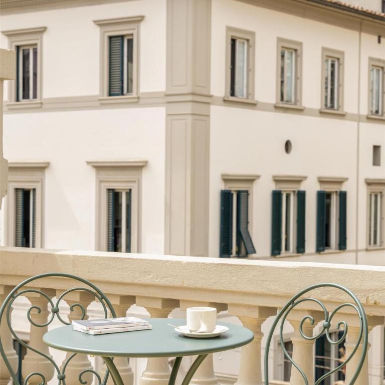 Anglo American Hotel Florence, Curio Collection By Hilton - Camera King Deluxe con Terrazza - 2