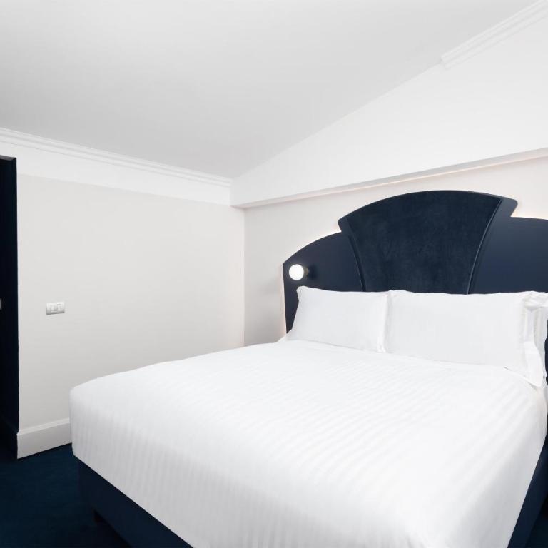 Anglo American Hotel Florence, Curio Collection By Hilton - Suite Classic Anglo - 4