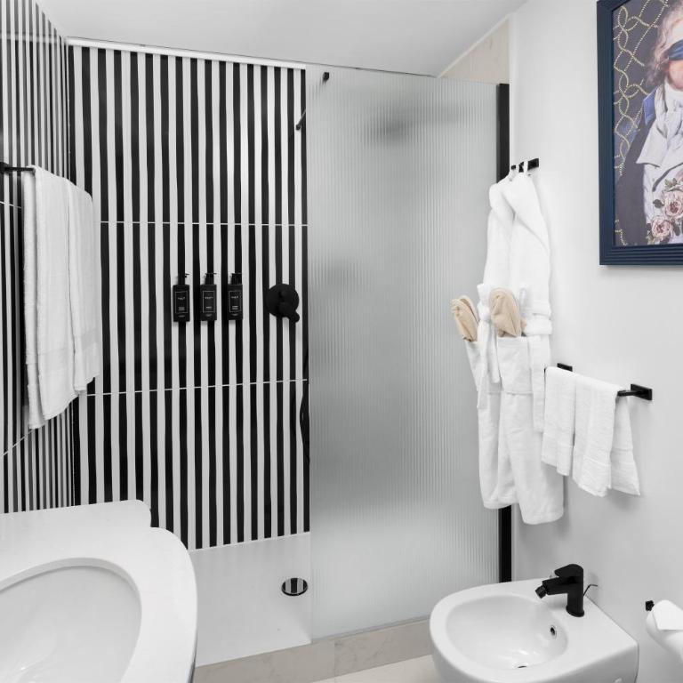 Anglo American Hotel Florence, Curio Collection By Hilton - Junior Suite - 10