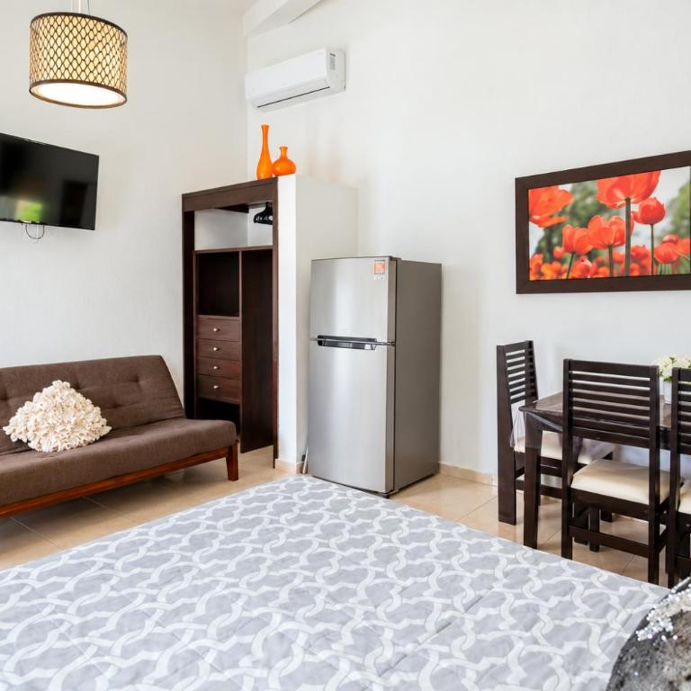 Casa Playa en Zona Hotelera de Cancún - Studio Apartment with Sea View - 19