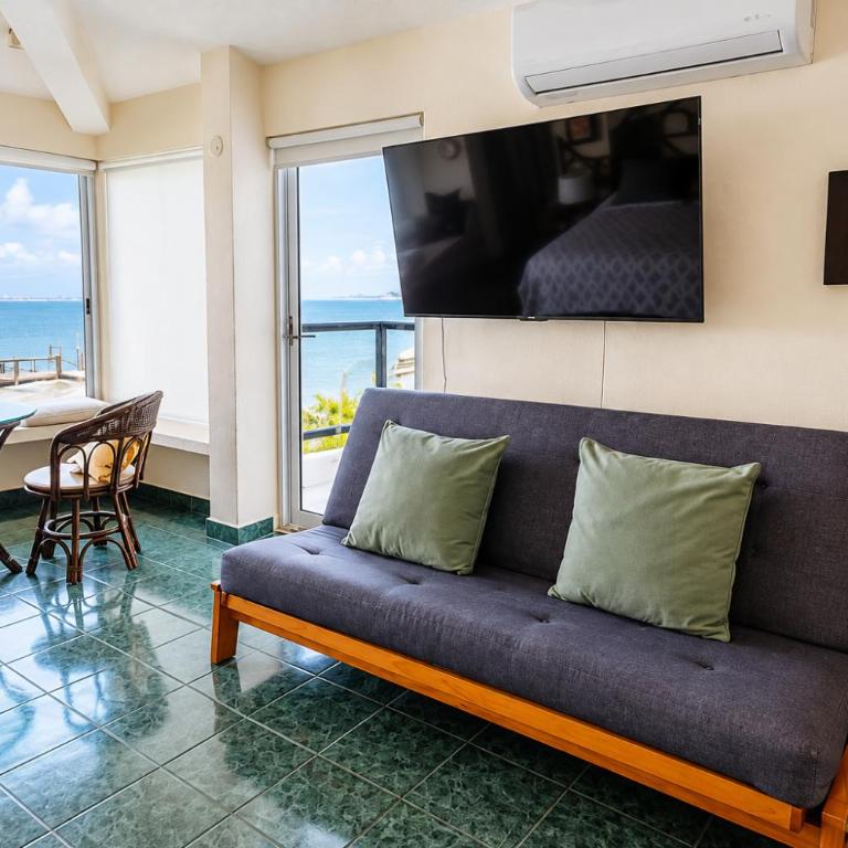 Casa Playa en Zona Hotelera de Cancún - One-Bedroom Apartment with Sea View and Balcony - 30
