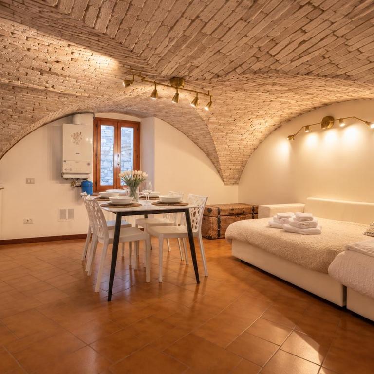 Viola - Historic Brick Vaults in Artists District - Appartamento con 2 Camere da Letto - 5