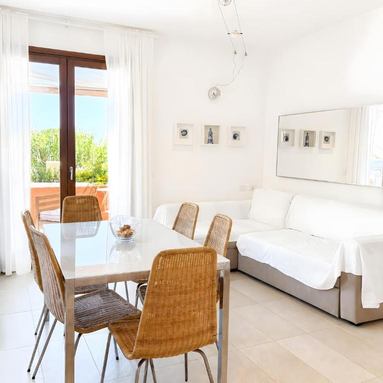 C 102 Puntavilla Mare - Appartamento Deluxe con 2 Camere da Letto e Vista Giardino - 3